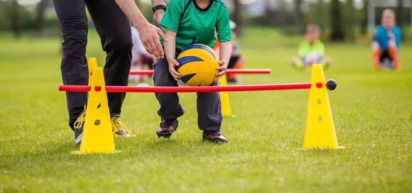 《魔法少女的魔女审判》 NS版明年春季发售